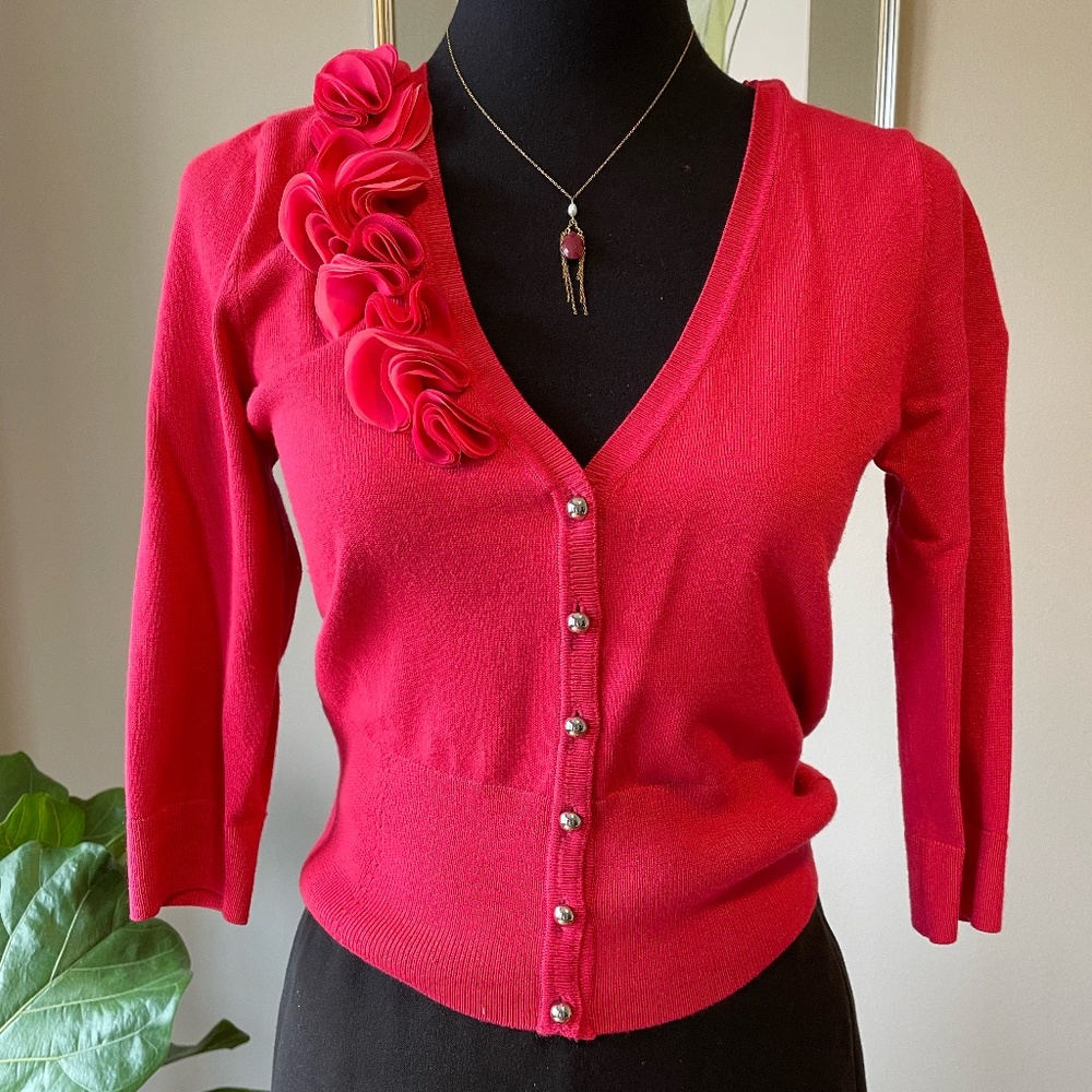 White House Black Market XS fuschia sweater